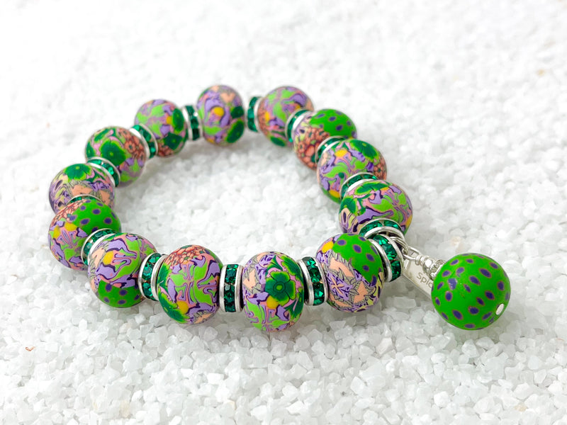 To shine with divine elegance.