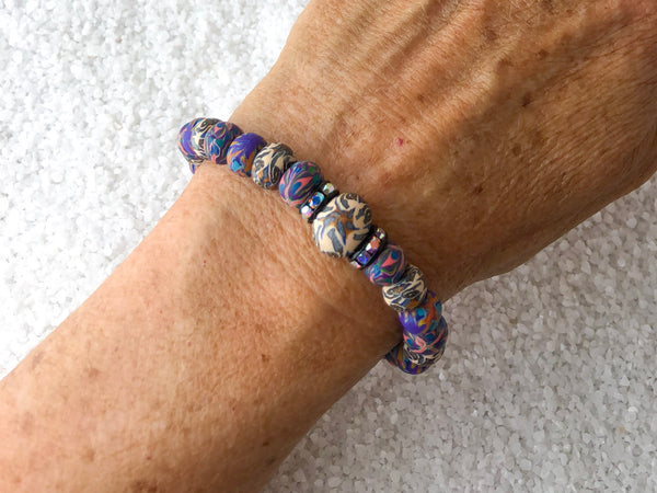 To financially benefit when collaborating with a partner.