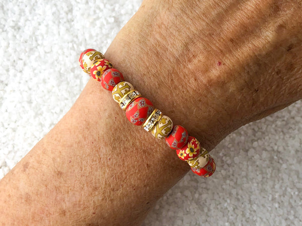 To link to royal properties.