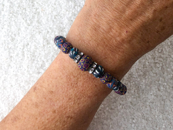 To agree on plans with family members regarding ancestral property.